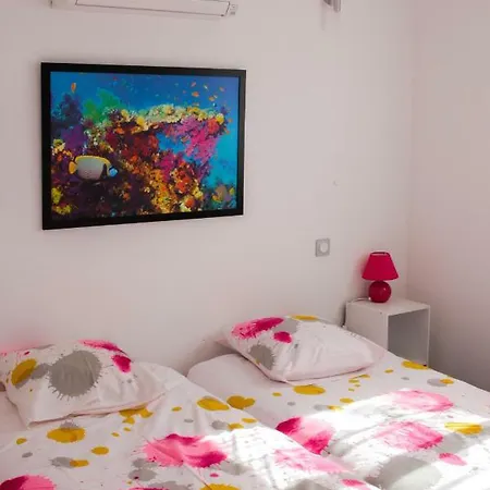 度假居 Jolie Mini-villa 70 M2 维琪奥港